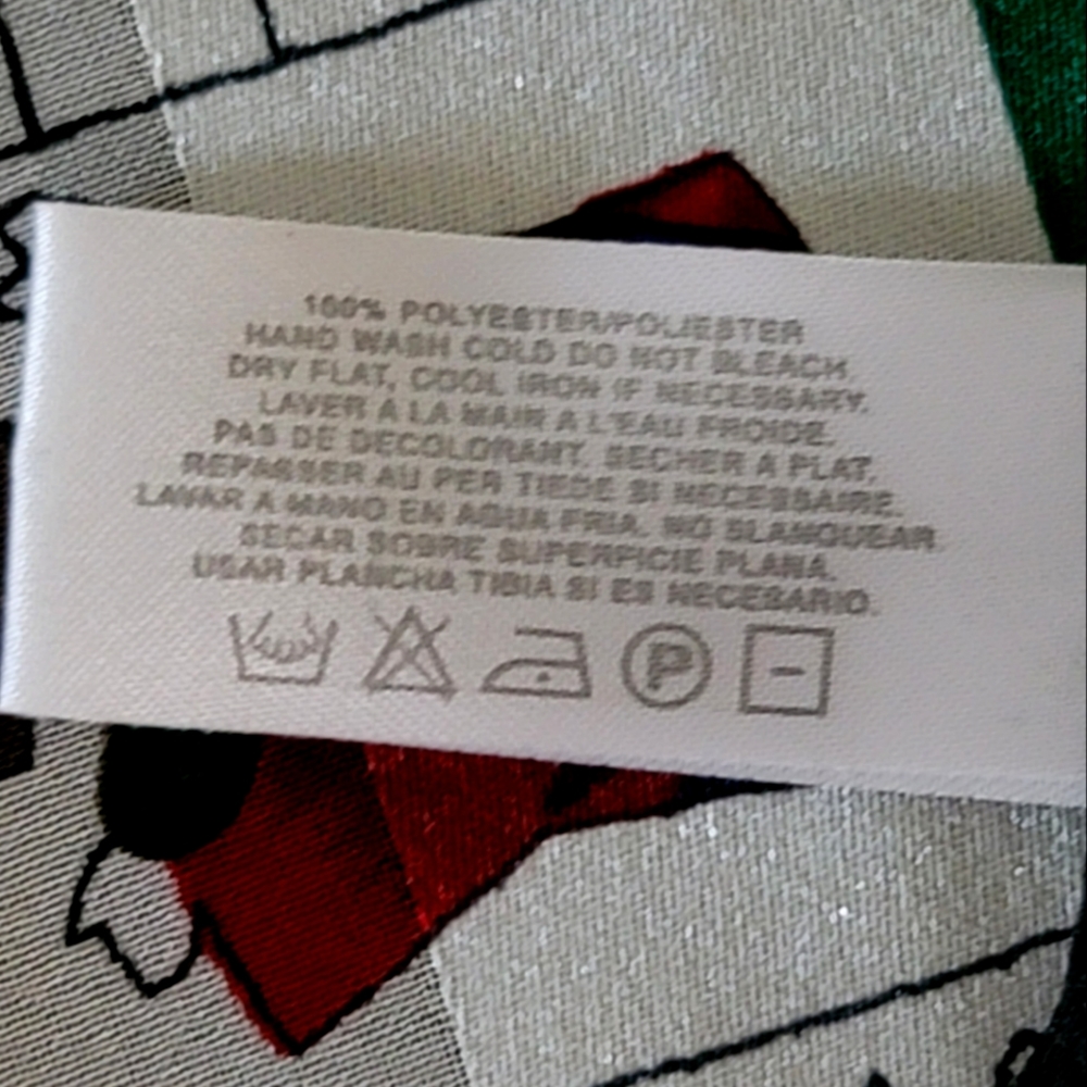 Liz Claiborne Christmas scarf - Picture 5 of 6